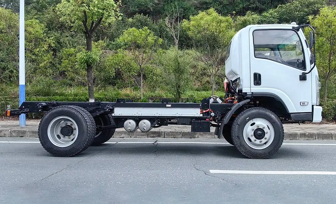 Custom 4x4 electric truck chassis