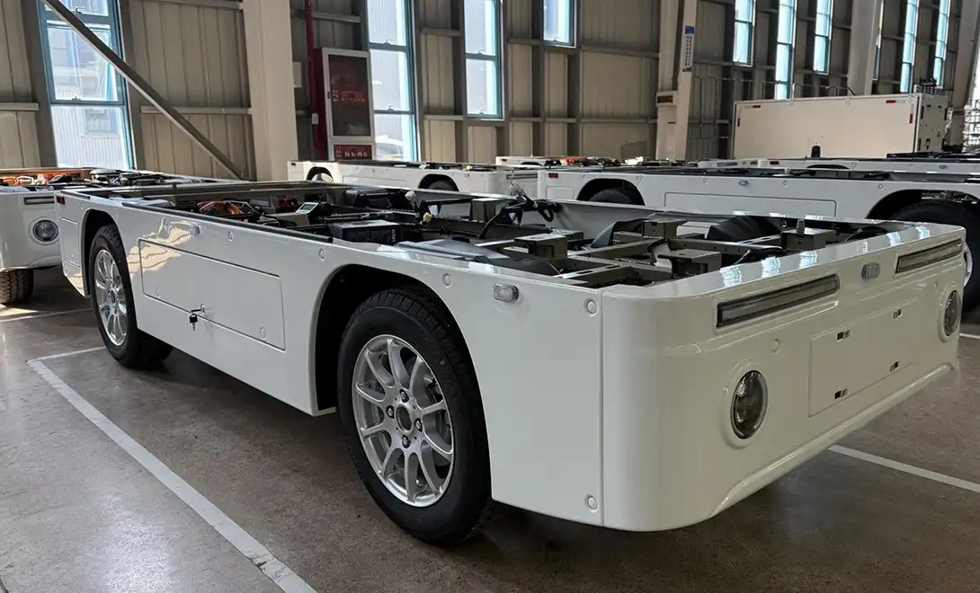 Remote-Controlled Transport Vehicle