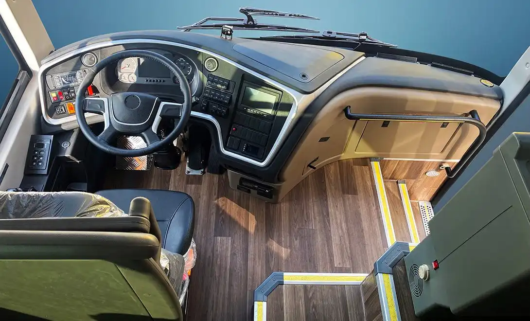 Luxury Coach Luxury Coach