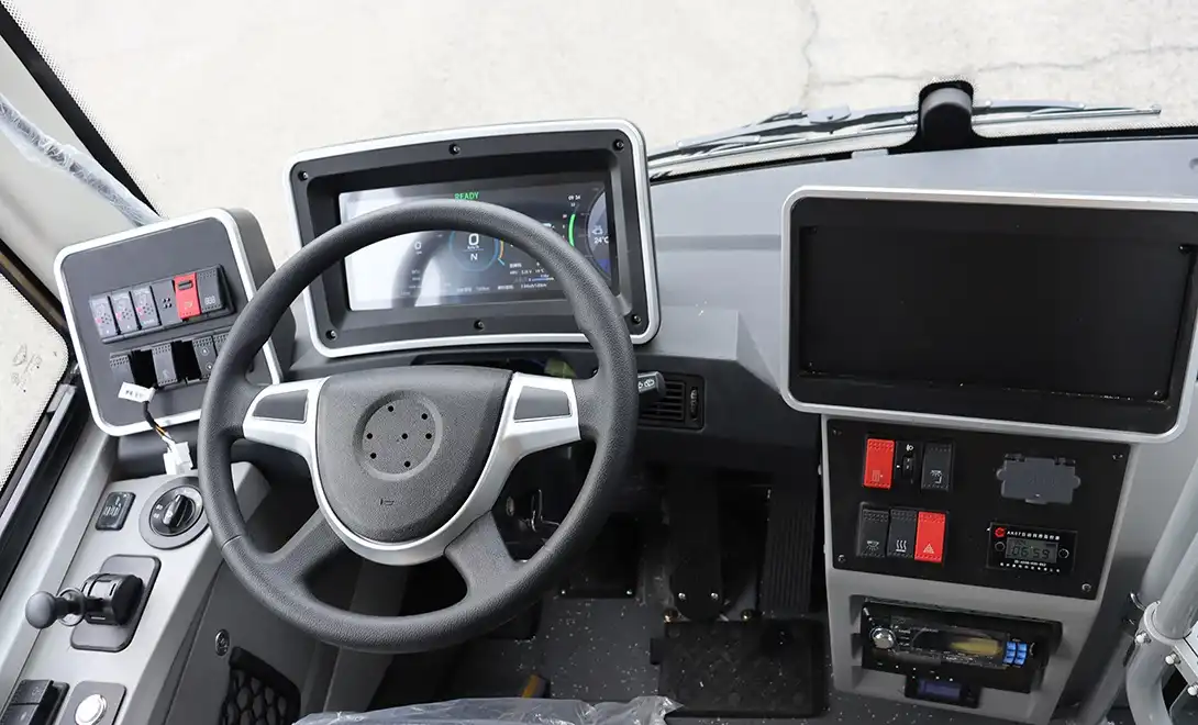 6m Electric feeder bus