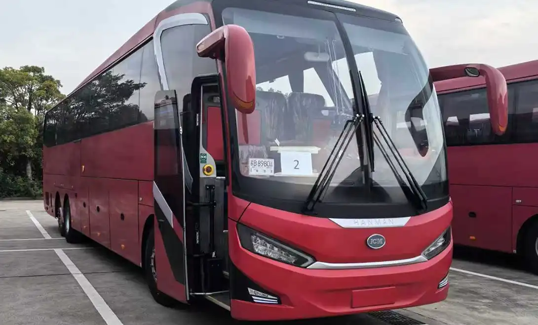 14m three axle bus